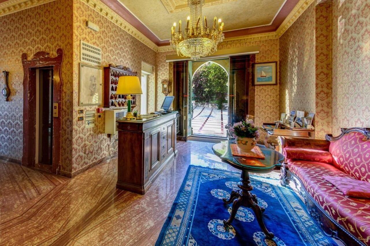 Hotel Villa Riis Таормина Экстерьер фото
