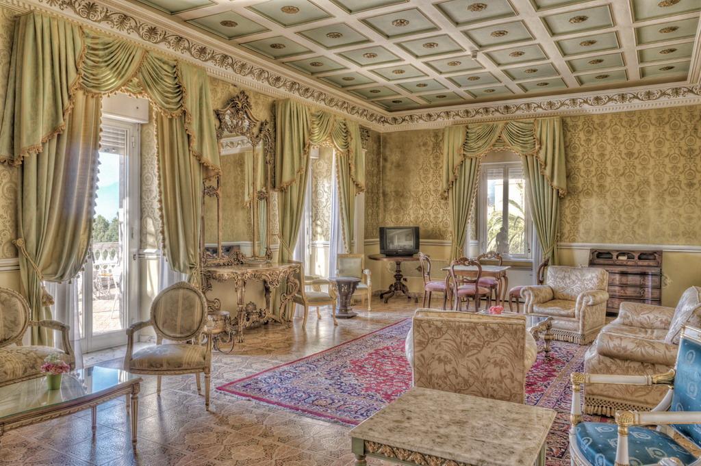 Hotel Villa Riis Таормина Экстерьер фото
