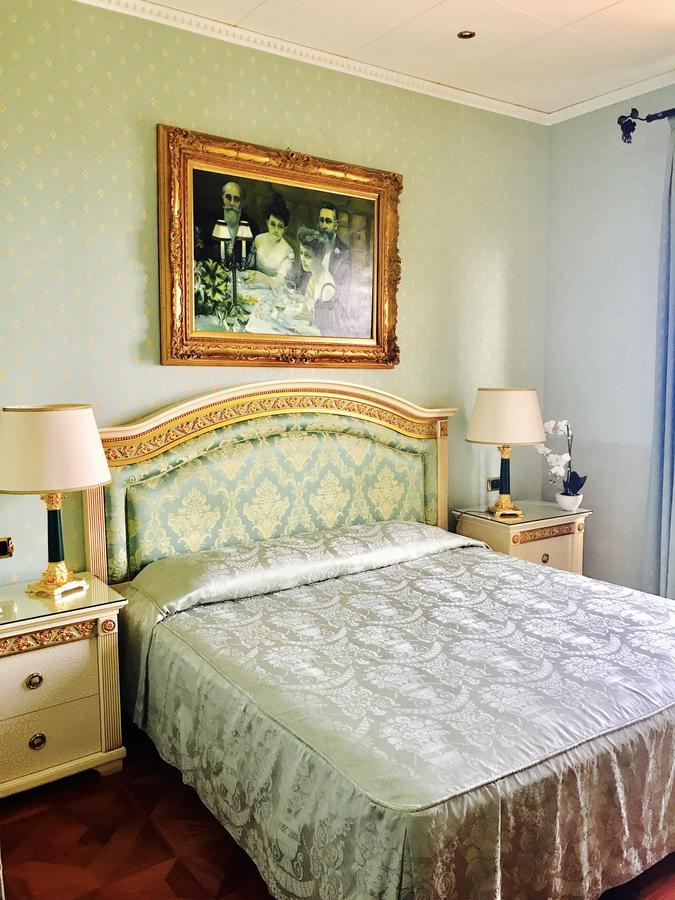 Hotel Villa Riis Таормина Экстерьер фото